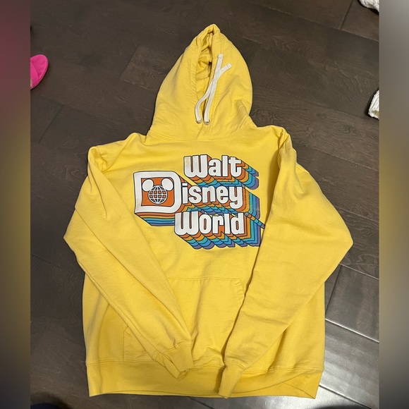 Disney world sweatshirt size: M - Picture 1 of 3